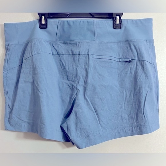 Athleta Trekkie North Short Size womens 20 new without tag attached - Picture 9 of 12